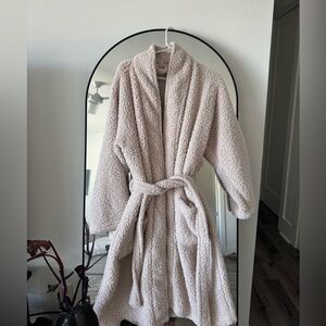 Pottery Barn Women's Teddy Bear Faux Fur Robe, Blush-Tan size medium